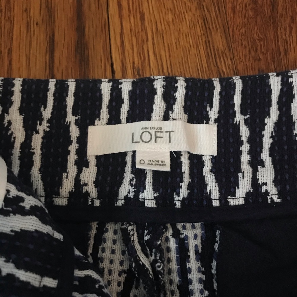 Patterned shorts - Picture 2 of 3